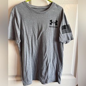 Boys Youth Medium shirt under Armour